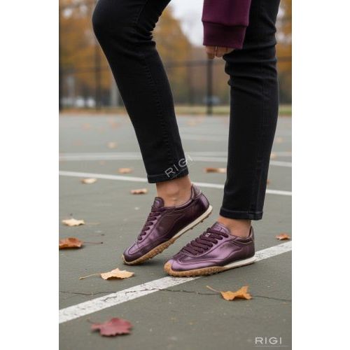 Hoff Bridge Metallics Burgundy sneaker in bordeaux metallic leer voor dames. 