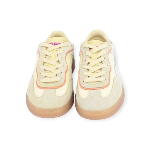 Hoff Park sneaker in geel voor dames en heren. Hoff Park sneaker in geel voor dames en heren.