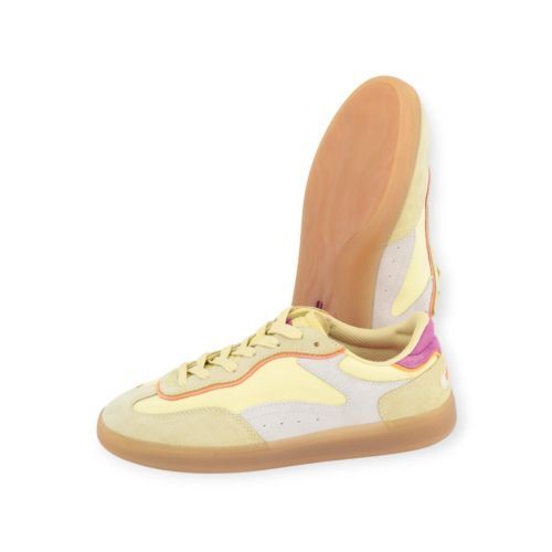 Hoff Park sneaker in geel voor dames en heren. Hoff Park sneaker in geel voor dames en heren.