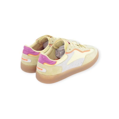 Hoff Park sneaker in geel voor dames en heren. Hoff Park sneaker in geel voor dames en heren.