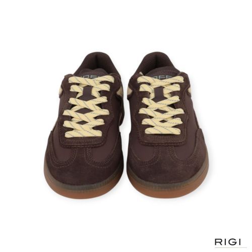 Hoff Park Chocolate sneaker in bruin suède met butterkleur voor dames en heren. 