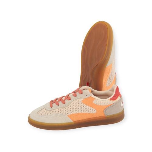 Hoff Park Crochet sneaker voor dames in oranje.