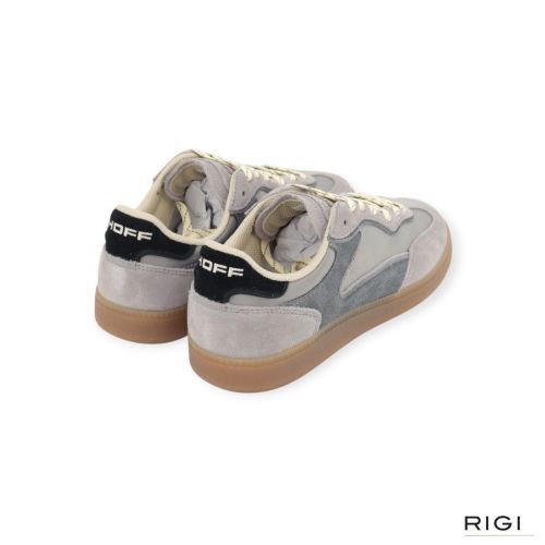 Hoff Park Grey sneaker in grijs suède voor heren. Hoff Park Grey sneaker in grijs suède voor heren.