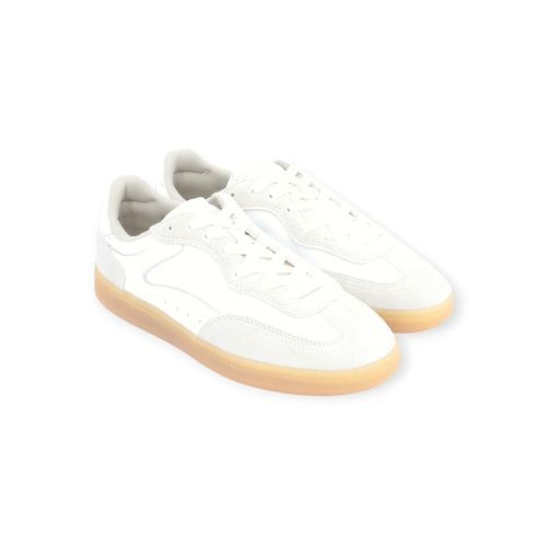 Hoff Park sneaker in wit voor dames en heren. Hoff Park sneaker in wit voor dames en heren.