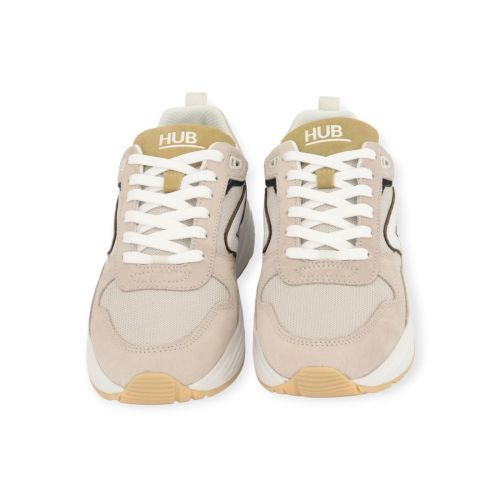 Hub Glide S43 sneaker voor heren in zand suède met groen. Hub Glide S43 sneaker voor heren in zand suède met groen.