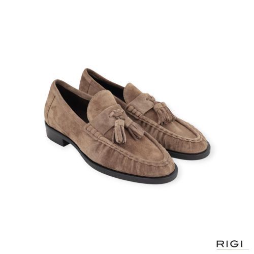 Kennel & Schmenger Mill 264100 mocassin voor dames in taupe suède. Kennel & Schmenger Mill 264100 mocassin voor dames in taupe suède.