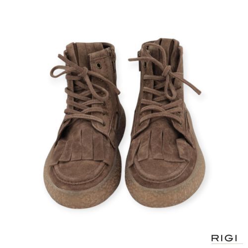 Kennel & Schmenger enkellaars sneaker voor dames in licht bruin suede leer. Kennel & Schmenger enkellaars sneaker voor dames in licht bruin suede leer.