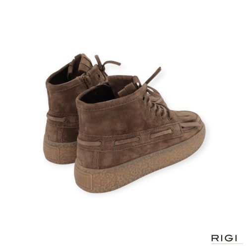 Kennel & Schmenger enkellaars sneaker voor dames in licht bruin suede leer. Kennel & Schmenger enkellaars sneaker voor dames in licht bruin suede leer.