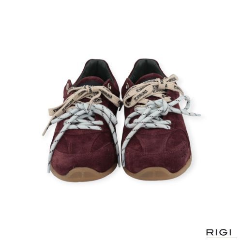 Kirruna Horizon 13 sneaker in paars/ prune suède voor dames. Kirruna Horizon 13 sneaker in paars/ prune suède voor dames.