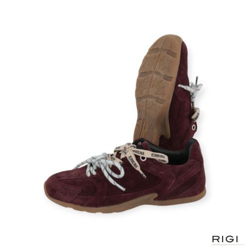 Kirruna Horizon 13 sneaker in paars/ prune suède voor dames. Kirruna Horizon 13 sneaker in paars/ prune suède voor dames.