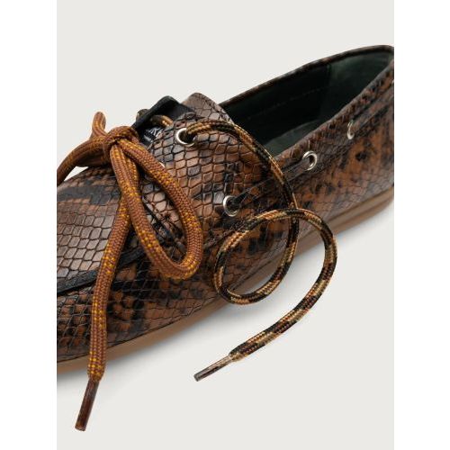 Kirruna MOC 12 mocassin in bruin python leer voor dames.