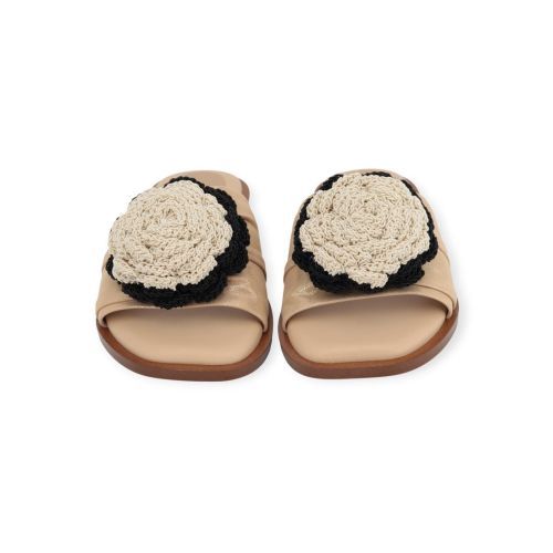 Lara Manni dames slipper in het beige leer.