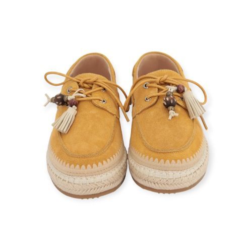 Lara Manni dames veter in het geel suede.