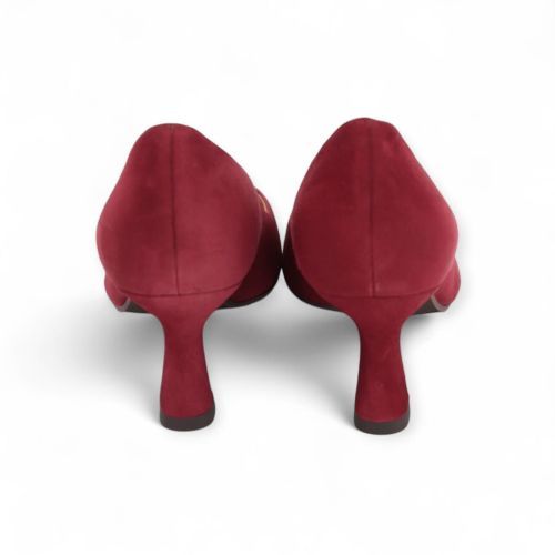 Lodi Goberto dames pump in bordeaux suede. Lodi Goberto dames pump in bordeaux suede.