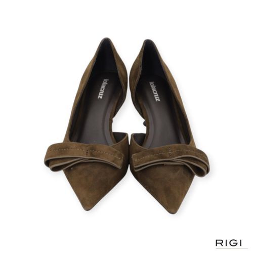 Lola Cruz Blair 55 pump voor dames in groen, military suède. 