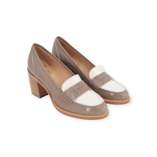 Luca Grossi dames mocassin in taupe lak leer.