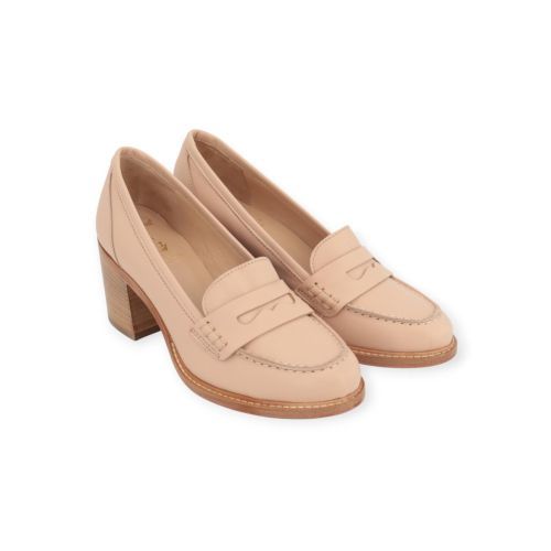 Luca Grossi dames mocassin in nude leer. Luca Grossi dames mocassin in nude leer.