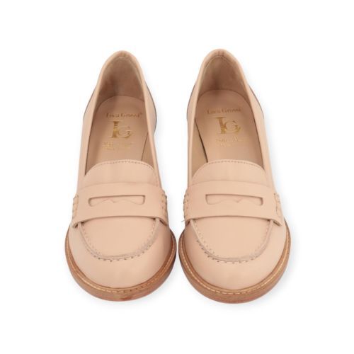 Luca Grossi dames mocassin in nude leer. Luca Grossi dames mocassin in nude leer.