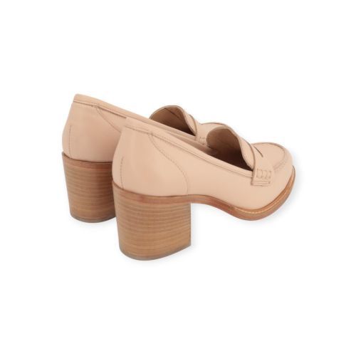 Luca Grossi dames mocassin in nude leer. Luca Grossi dames mocassin in nude leer.