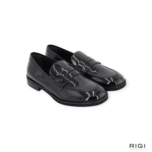 Luca Grossi M102M mocassin in zwart lakleer voor dames. Luca Grossi M102M mocassin in zwart lakleer voor dames.
