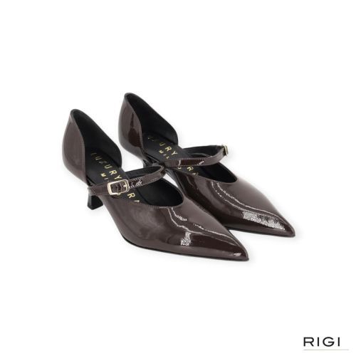 Luxury Brand Milano LBM1001 pump in bruin lakleer voor dames. 
