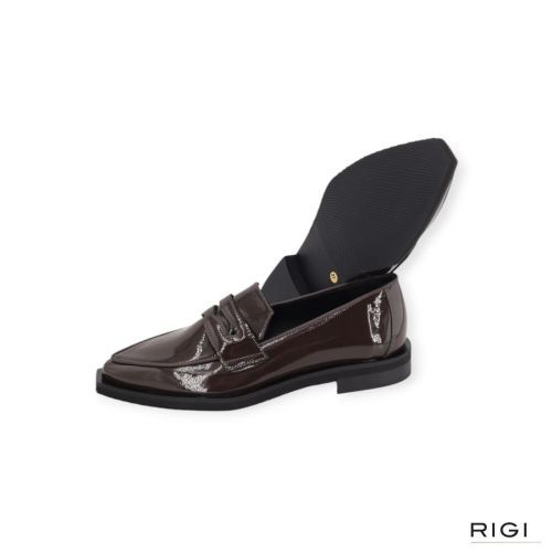 Luxury Brand Milano LBM1016 mocassin in bruin lakleer voor dames. 