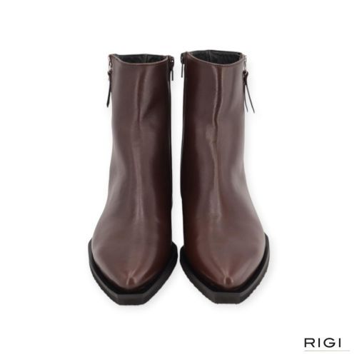 Luxury Brand Milano LBM1019 enkellaars in bruin leer voor dames. Luxury Brand Milano LBM1019 enkellaars in bruin leer voor dames.
