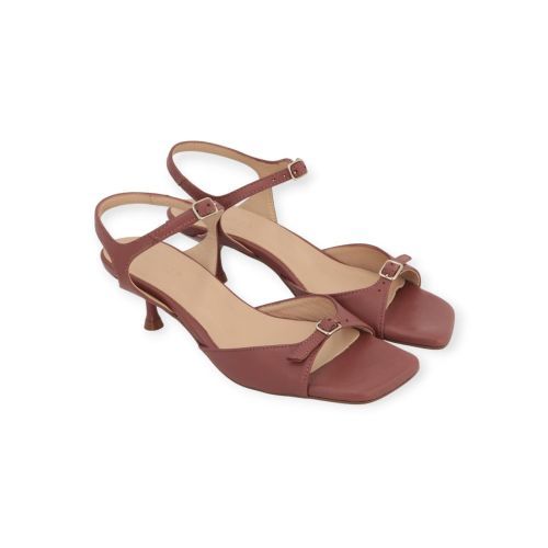 March 23 Barcelona Sandaal voor dames in roze - bordeaux (sienna) leer. 