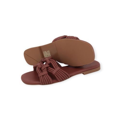 March23 Palermo muiltje in donker roze leer voor dames. March23 Palermo muiltje in donker roze leer voor dames.