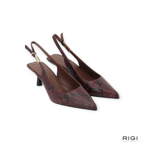 March 23 Reese Slingback dames pump in het bordeaux - zwart python leer. March 23 Reese Slingback dames pump in het bordeaux - zwart python leer.