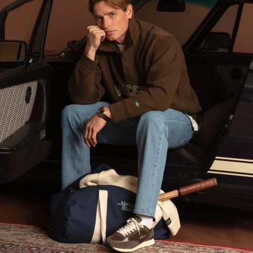 Mercer The Re-Racer heren sneaker in bruin suède met mesh. Mercer The Re-Racer heren sneaker in bruin suède met mesh.