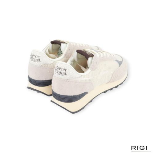 Mercer The Re Racer heren sneaker in zand / offwit suède met mesh. Mercer The Re Racer heren sneaker in zand / offwit suède met mesh.