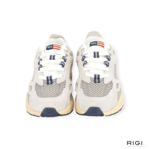 Mercer Re-Run Americana sneaker in offwit suède mesh voor dames 