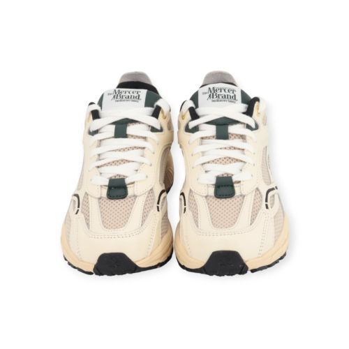 Mercer The Re-Run classic sneaker in off wit leer voor dames en heren. 