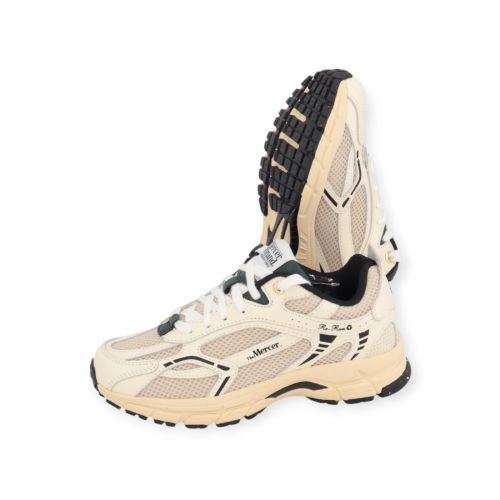 Mercer The Re-Run classic sneaker in off wit leer voor dames en heren. 