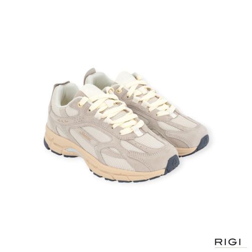 Mercer The Re-Run Desert 2.0 voor dames in zand suede met off wit mesh.