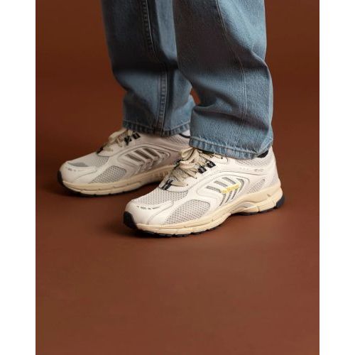 Mercer Re-Run Evo Nappa sneaker in wit leer voor heren. Mercer Re-Run Evo Nappa sneaker in wit leer voor heren.