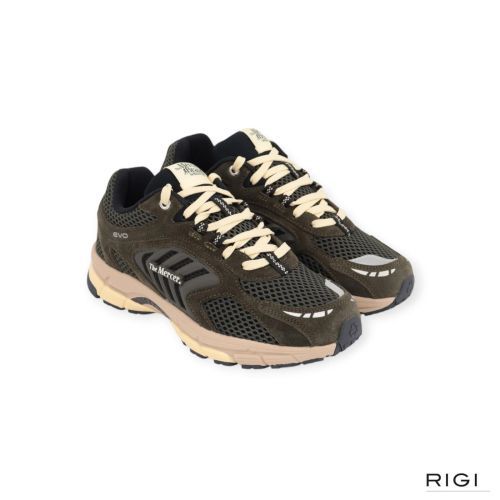 Mercer Re-Run Evo Nubuck sneaker in groen nubuck, mesh voor heren. Mercer Re-Run Evo Nubuck sneaker in groen nubuck, mesh voor heren.