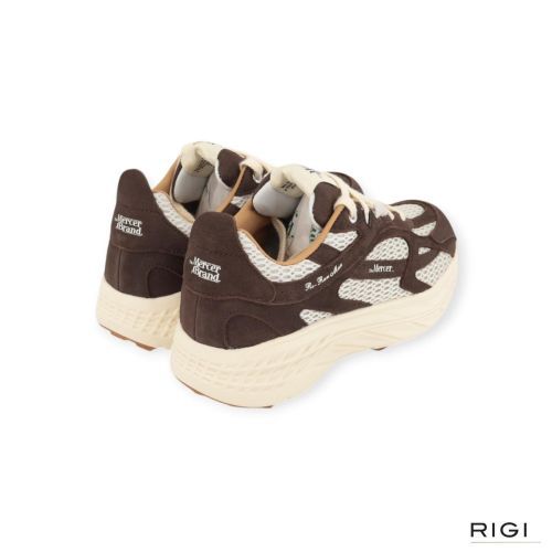 Mercer The Re-Run Max dames sneaker in bruin nubuck en beige mesh. Mercer The Re-Run Max dames sneaker in bruin nubuck en beige mesh.