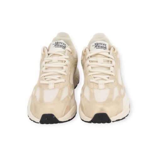 Mercer The Re-Run Metallic sneaker in goud voor dames. 