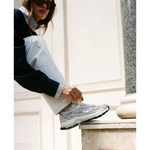Mercer The Re-Run Pine sneaker in zilver voor dames. 