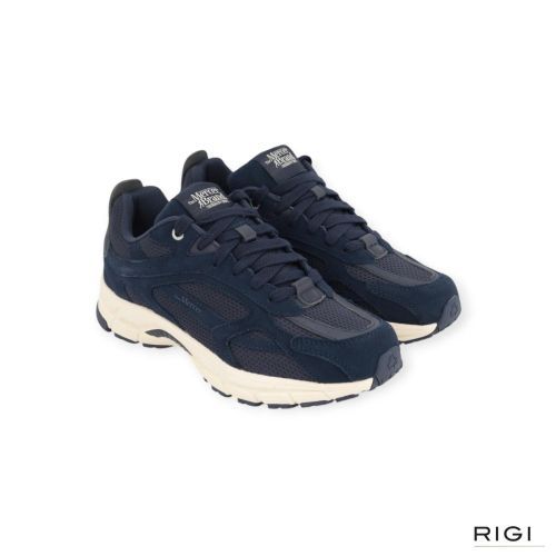 Mercer Re-Run Premium sneaker in blauw suède voor heren. Mercer Re-Run Premium sneaker in blauw suède voor heren.