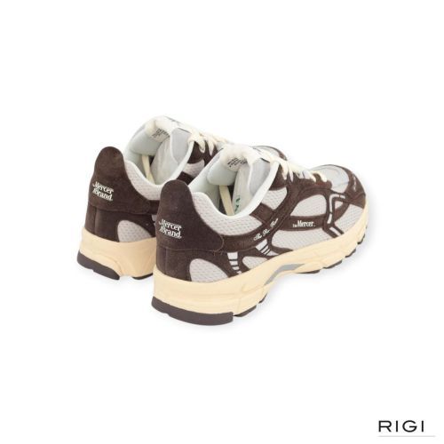 Mercer The Re-Run Vintage in bruin suède met mesh voor dames. Mercer The Re-Run Vintage in bruin suède met mesh voor dames.