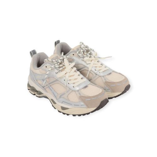 MRP Star Melrose V.2 sneaker in offwit zilver leer. MRP Star Melrose V.2 sneaker in offwit zilver leer.