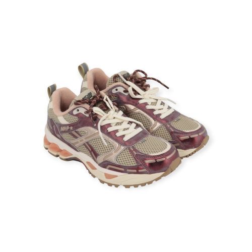 MRP Star Melrose V.5 sneaker in zilver met paars shining leer. MRP Star Melrose V.5 sneaker in zilver met paars shining leer.