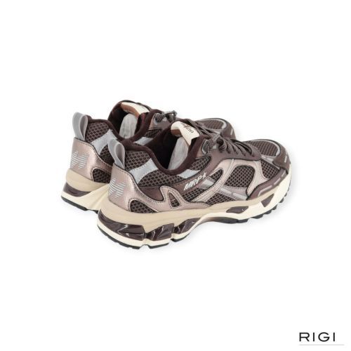 MRP Melrose V.58 sneaker in moka metallic en mesh suède voor dames. MRP Melrose V.58 sneaker in moka metallic en mesh suède voor dames.