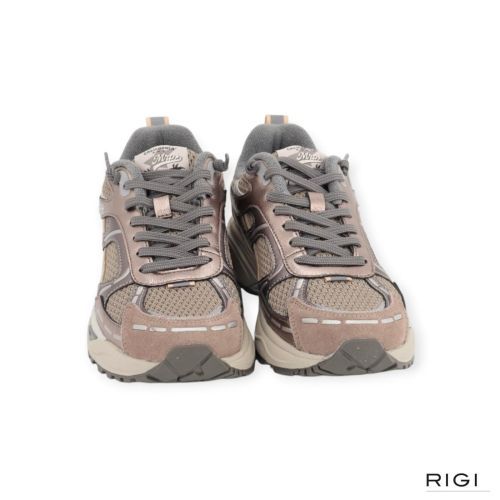 MRP Melrose V.61 sneaker in taupe, zilver metallic en mesh suède voor dames. MRP Melrose V.61 sneaker in taupe, zilver metallic en mesh suède voor dames.