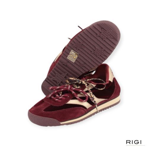 MRP Utah V24 sneaker in bordeaux suède met velvet voor dames. MRP Utah V24 sneaker in bordeaux suède met velvet voor dames.