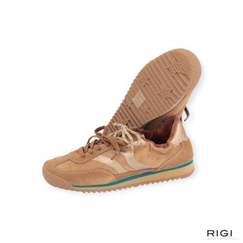 MRP Utah V.1 sneaker in camel suède voor dames. MRP Utah V.1 sneaker in camel suède voor dames.