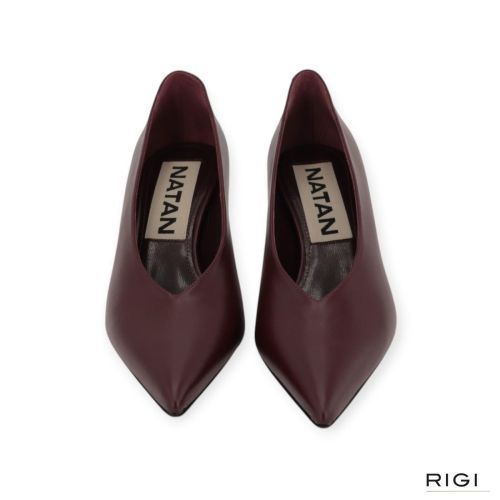 Natan N10055 pump in bordeaux leer voor dames. 